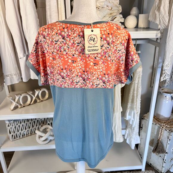 Grace & Emma sz. medium Floral Tee soft girl, floral, casual, every day  2666 - Picture 5 of 8